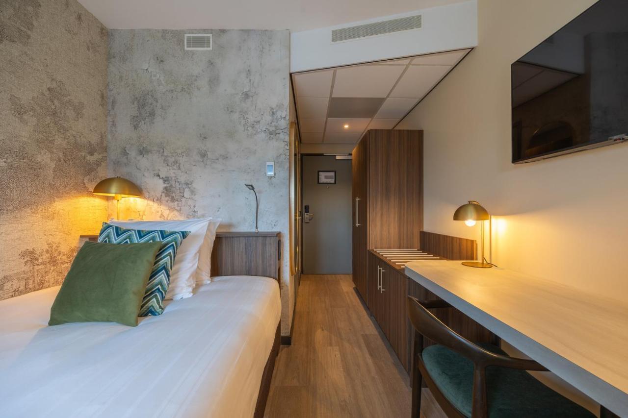 อะพอลโล โฮเต็ล เบรดา ซิตี้เซ็นเตอร์ Hotel ภายนอก รูปภาพ