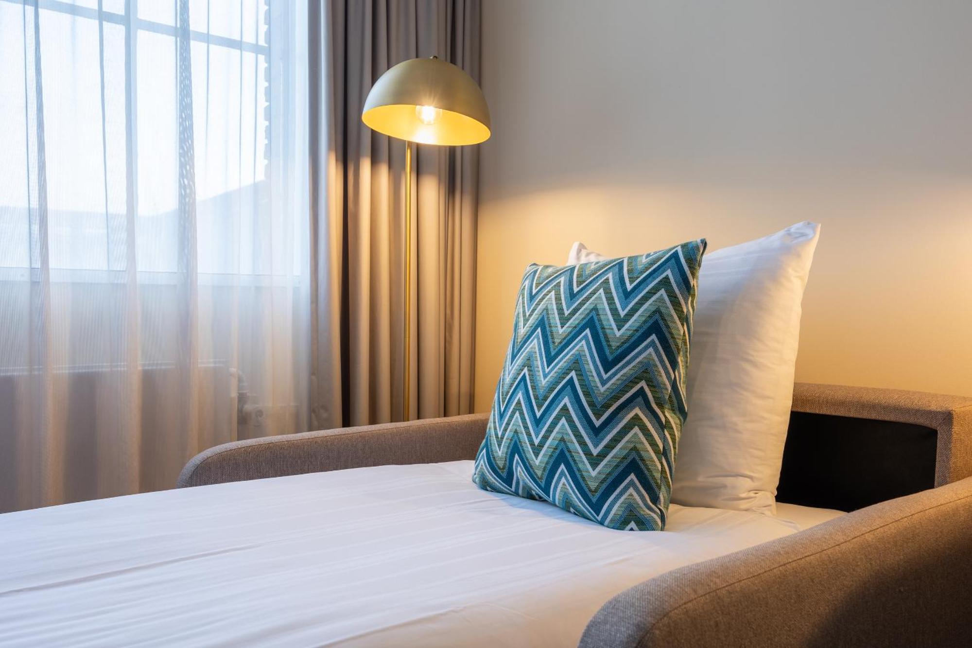 อะพอลโล โฮเต็ล เบรดา ซิตี้เซ็นเตอร์ Hotel ภายนอก รูปภาพ